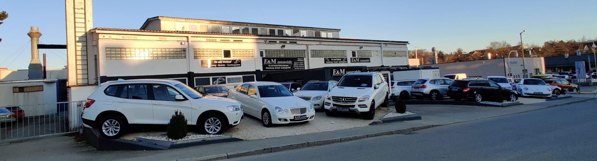 E&M Automobile | Händler für exklusive Fahrzeuge