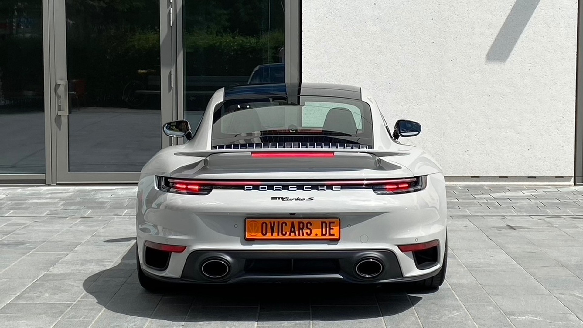 Porsche 911 Turbo S Coupé new Купить в München - Int.Nr.: 1089 Продано