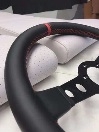 MOMO Prototipo customized | Automotive Passion