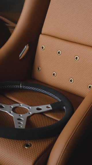 MOMO Prototipo customized | Automotive Passion