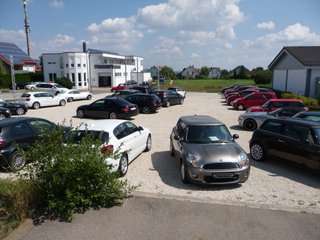 Gebrauchtwagenautohaus - f r a n k -