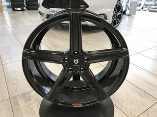 NPRV3M Ford Focus ST MK3 VFL MB Design