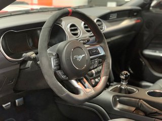 NPML1 Lenkrad GT 350 Alcantara Naht/Mittelstrich rot