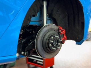 NPF4DI2 Ford Focus ST MK4 - Distanzscheibenkit mit Anschraubbefestigung