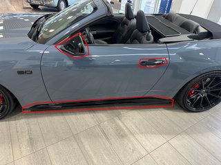 NPM24ASG Ford Mustang ab 2024 - Originale Anbauteile Schwarz Hochglanz lackiert