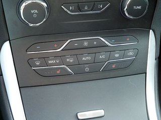 Ford S-Max 2.5 Hybrid Titanium PDC KAMERA NAVI LED - bilder 3