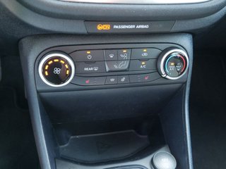 Ford Fiesta 1.1 Cool & Connect KLIMA SITZHEIZUNG LED - bilder 9