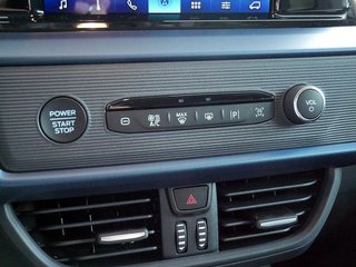 Ford Tourneo Courier 1.0 EcoBoost Active PDC NAVI ACC - bilder 10