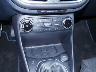 Ford Fiesta 1.0 MHEV Active SITZHEIZUNG ACC FSE SYNC - bilder 1