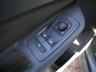 Ford Tourneo Connect 1.5 EcoBoost Titanium AHK LED - foto 6