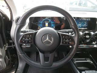 Mercedes-Benz GLA 200 KLIMA PDC SHZ RÜCKFAHRKAMERA NAVI - foto 7