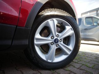 Ford Kuga 2.0 TDCI Cool&Connect 4x4 PDC SHZ NAVI AHK - bilder 5