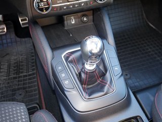 Ford Focus Turnier 1.0 EcoBoost Hybrid ST-Line PANO - bilder 2