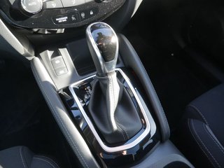 Nissan Qashqai 1.3 DIG-T Zama PDC SHZ KAMERA NAVI PANO - foto 1