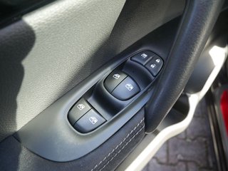 Nissan Qashqai 1.3 DIG-T Zama PDC SHZ KAMERA NAVI PANO - foto 6