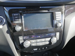 Nissan Qashqai 1.3 DIG-T Zama PDC SHZ KAMERA NAVI PANO - foto 9