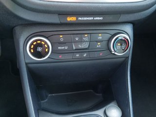 Ford Fiesta 1.1 Cool & Connect KLIMA SITZHEIZUNG LED - bilder 9