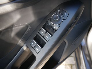 Ford Focus Turnier 1.0 EcoBoost Titanium X KEYLESS - bilder 6