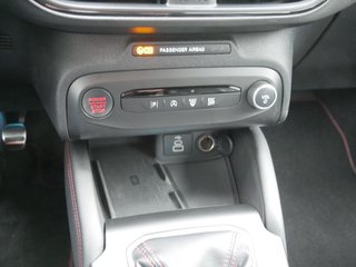 Ford Focus Turnier ST X 2.3 EcoBoost ACC HUD B&O LED - bilder 1