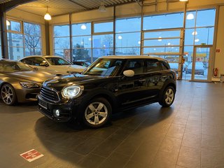 MINI Cooper Countryman Year-old for sale