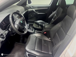 Skoda Octavia Combi RS 2.0 TDI *Xenon*Aut.*Navi*Leder* - foto 7