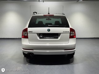 Skoda Octavia Combi RS 2.0 TDI *Xenon*Aut.*Navi*Leder* - foto 24