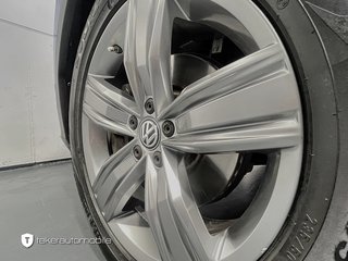 Volkswagen Tiguan 2.0 TSI Highline 4Motion *CarPlay*Pano*LED*DSG* - photo 30