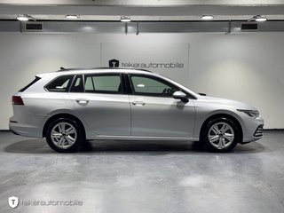 Volkswagen Golf VIII 1.0 eTSI Variant *Life*CarPlay*Navi*LED*DSG* - foto 26