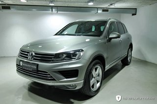 Volkswagen Touareg 3.0 TDI V6 4Motion R-Line EU6 - foto 1