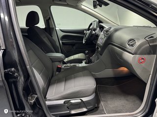 Ford Focus 1.8 Titanium *Navi*PDC*Garantie* - bilder 11