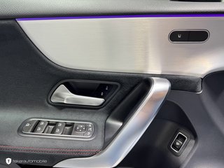 Mercedes-Benz A 200 Lim. 4Matic *AMG Line*CarPlay*Widescreen*Night*Pano* - foto 18
