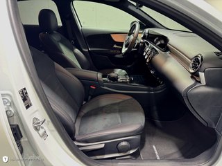 Mercedes-Benz A 200 Lim. 4Matic *AMG Line*CarPlay*Widescreen*Night*Pano* - foto 9