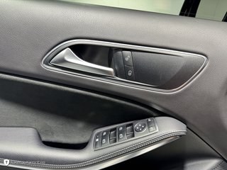 Mercedes-Benz GLA 180 AMG Edition *LED*Aut.*Navi*Kamera*Night* - foto 21