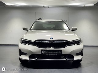 BMW 320 d Sport Line *HuD*Laser*Navi*CarPlay*AHK* - bilder 24