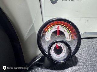 smart fortwo coupe EQ Pano Navi Kamera - photo 15