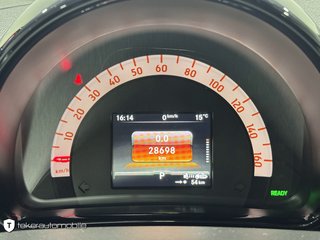 smart fortwo coupe EQ Pano Navi Kamera - photo 12