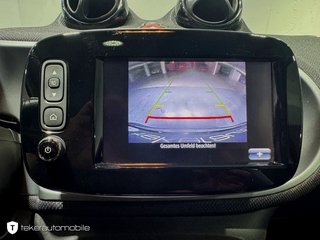 smart fortwo coupe EQ Pano Navi Kamera - photo 14