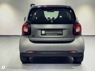 smart fortwo coupe EQ Pano Navi Kamera - photo 23