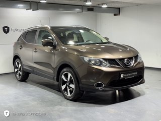 Nissan Qashqai 1.2 *360°*Navi*Pano* - foto 4