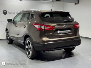 Nissan Qashqai 1.2 *360°*Navi*Pano* - foto 2