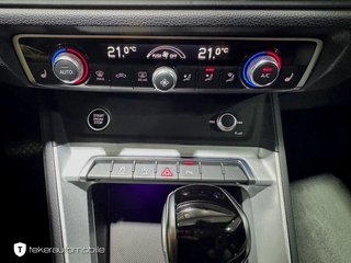 Audi Q3 35 TDI S line 'CarPlay*LED* - photo 17