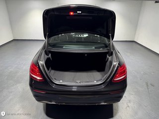 Mercedes-Benz E 200 AMG Line *LED*Navi*Aut.*Ambiente* - bilder 22