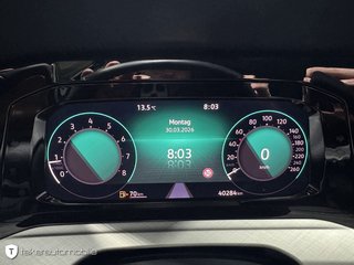 Volkswagen Golf VIII 1.5 TSI Life Navigation LED CarPlay Ambiente - bilder 12