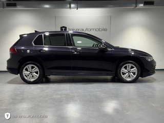 Volkswagen Golf VIII 1.5 TSI Life Navigation LED CarPlay Ambiente - bilder 27