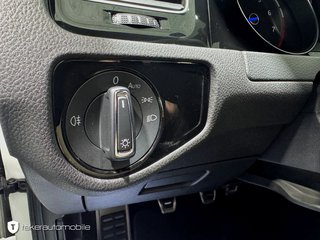 Volkswagen Golf VII 2.0 R 4Motion LED Leder Navi Schalter - bilder 18