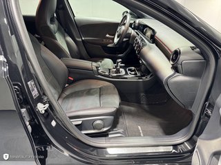 Mercedes-Benz A 200 AMG Line *LED*Navi*CarPlay*Kamera* - bilder 10