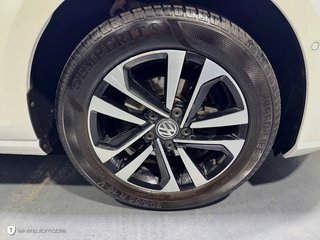 Volkswagen Golf VII 1.0 TSI *CarPlay*Kamera*Pano* - bilder 28