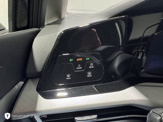 Volkswagen Golf VIII 2.0 TDI Variant *Life*CarPlay*Navi*LED* - foto 19