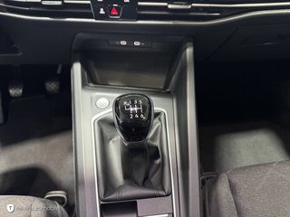 Volkswagen Golf VIII 2.0 TDI Variant *Life*CarPlay*Navi*LED* - foto 18