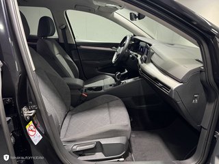 Volkswagen Golf VIII 2.0 TDI Variant *Life*CarPlay*Navi*LED* - foto 10